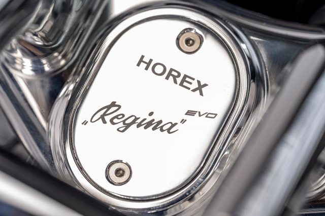Horex Regina EVO 2023 so huu khung carbon lan dau ra mat tai Intermot 2022 - 9