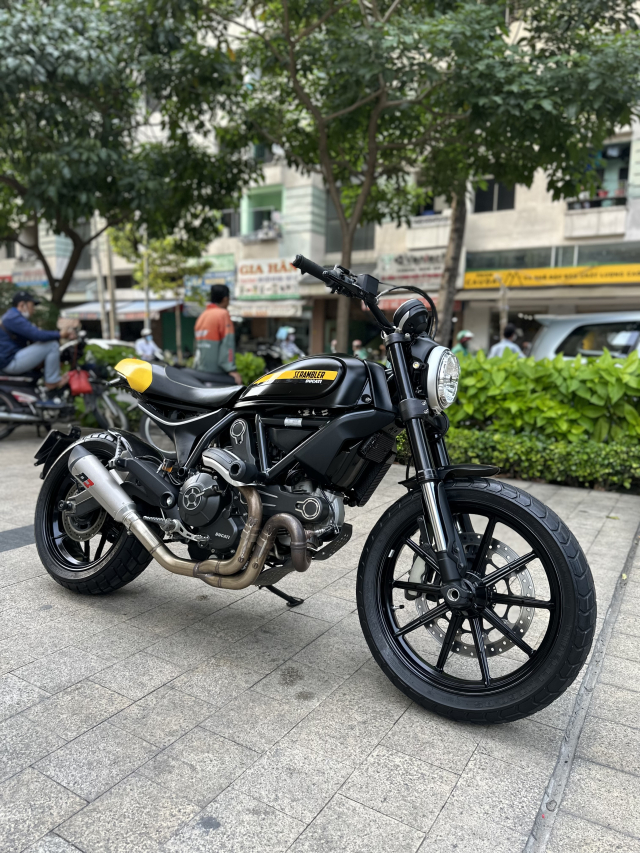_ Moi ve xe Ducati_Scrambler_full_throttle_800_ABS HQCN Dang ky 2017 chinh chu odo 8200 km - 10