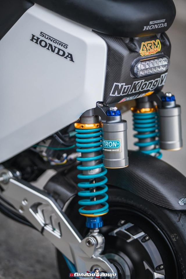Honda Sundiro Ev mau xe dien do co gia tri ngang ngua mot chiec xe mo to PKL - 15