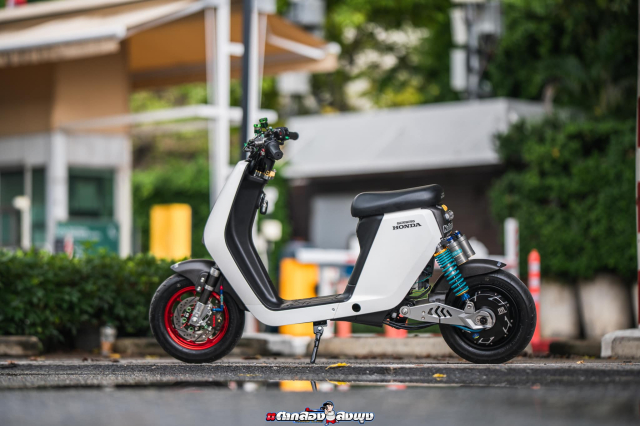 Honda Sundiro Ev mau xe dien do co gia tri ngang ngua mot chiec xe mo to PKL - 22