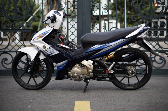 Can canh Ex 135 do so huu ve dep hai hoa va tuom tat vuot xa xe zin - 3