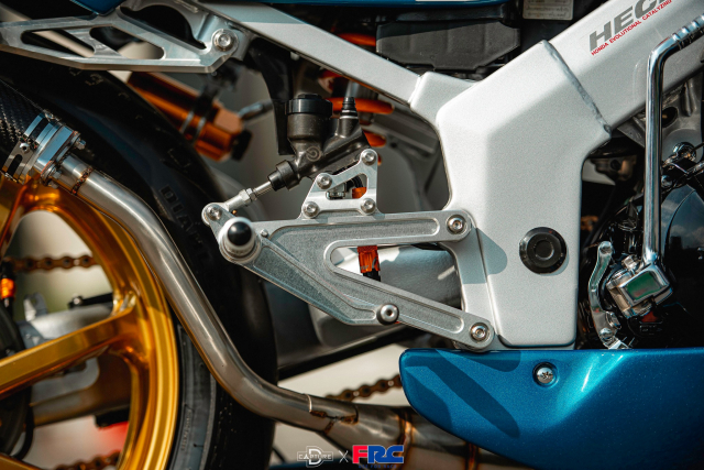 NSR150R SP hoa thanh ban do sieu kinh dien khi roi vao tay tin do cuong Ohlins - 7