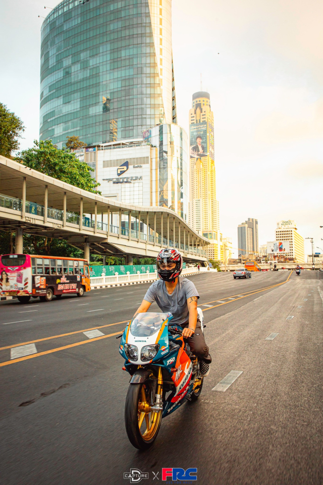 NSR150R SP hoa thanh ban do sieu kinh dien khi roi vao tay tin do cuong Ohlins - 24