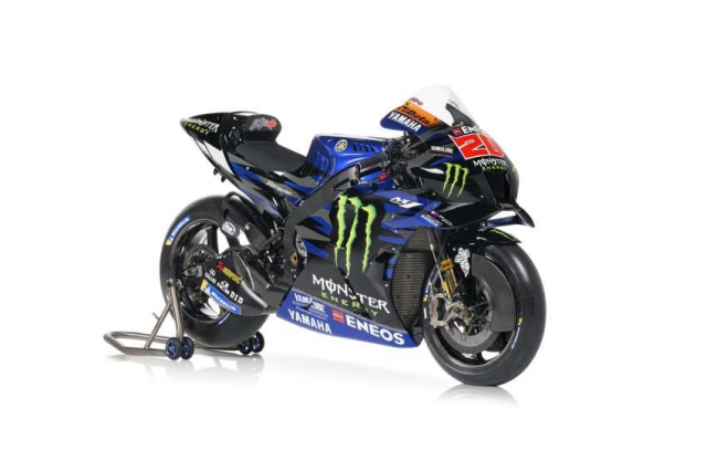 Yamaha trinh phien ban xe dua YZRM1 MotoGP 2023 - 11