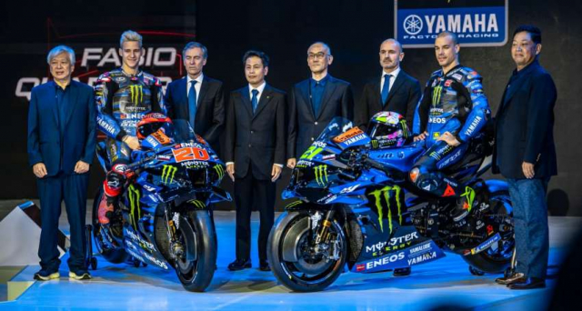 Yamaha trinh phien ban xe dua YZRM1 MotoGP 2023 - 19