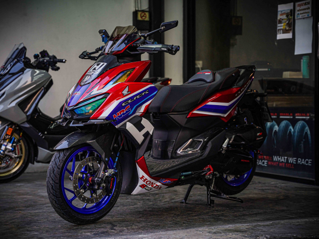 Click 160 độ siêu hoành tráng trông như xe đến từ tương lai | 2banh.vn