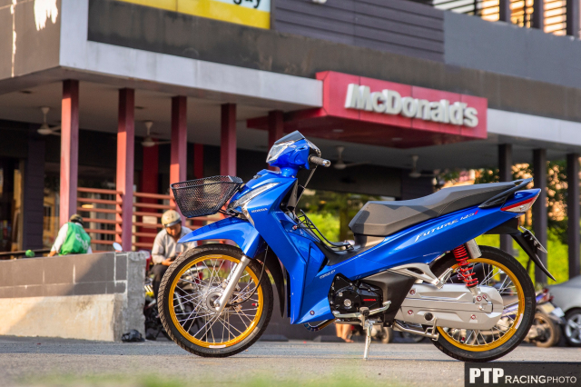 Future 125 do 3 gam mau nong dep xuat sac - 7