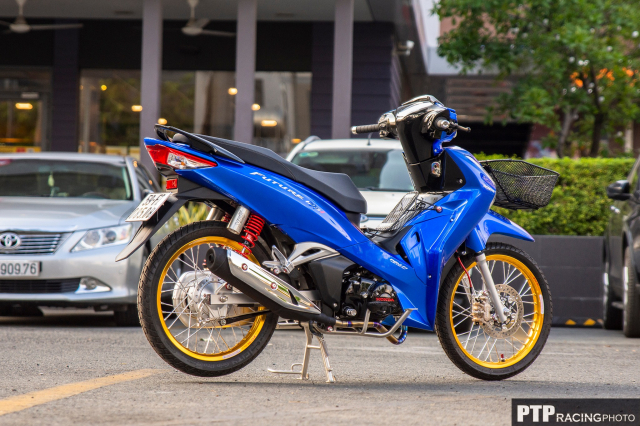Future 125 do 3 gam mau nong dep xuat sac - 13