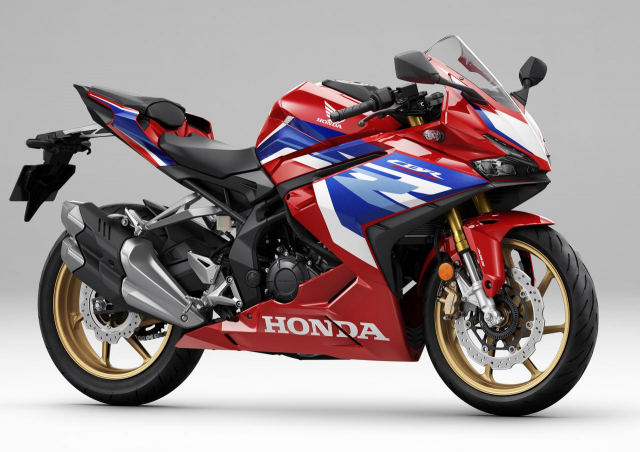 Honda CBR250RR 2023 ra mat tang cong suat toi da trang bi kiem soat luc keo he thong treo moi - 3