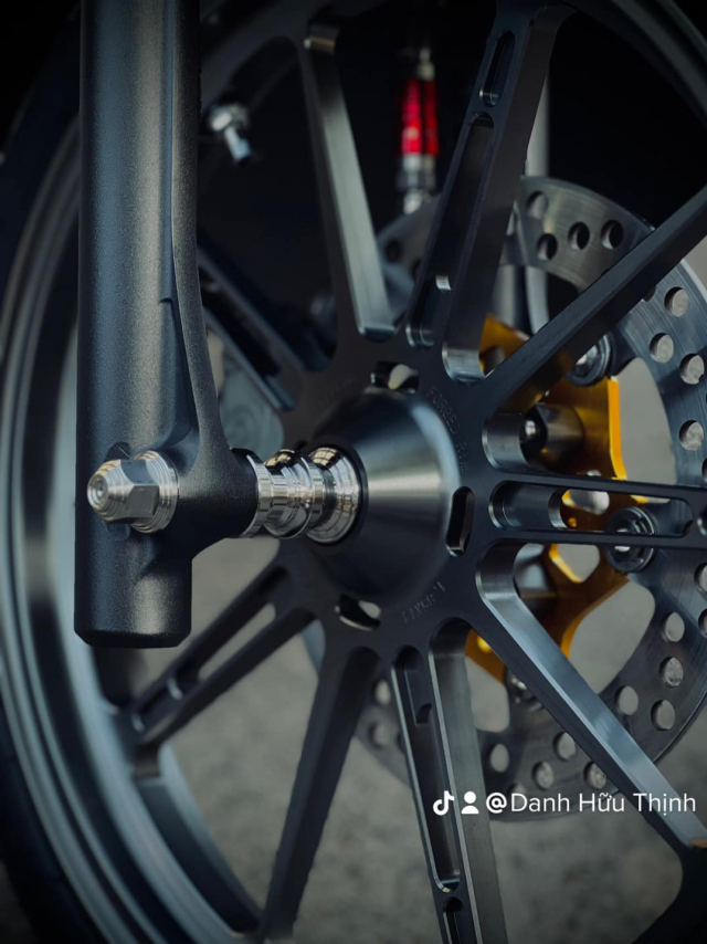 Scoopy 110 bien the cao hon voi dan mam CNC 14 inch - 11