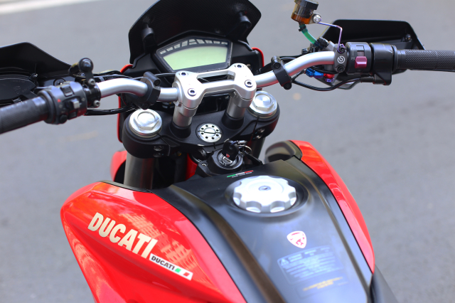 Ban Ducati Hypermotard 939 2017 - 13