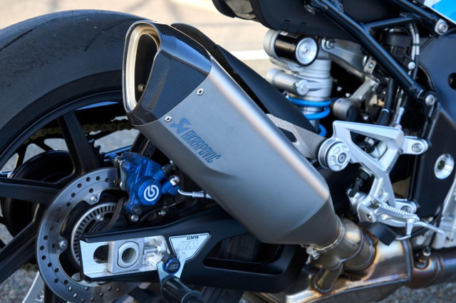 BMW M1000R va Ducati Streetfighter V4 SP tren ban can thong so - 5