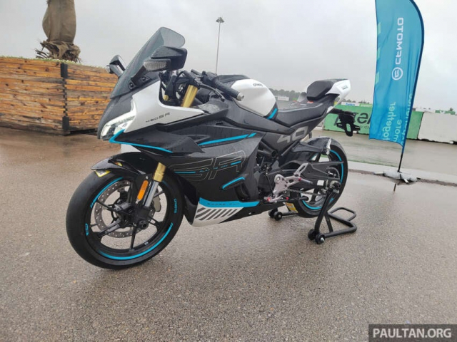 Chi tiet CFMoto 450SR vua ra mat Malaysia voi ve ngoai the thao - 15