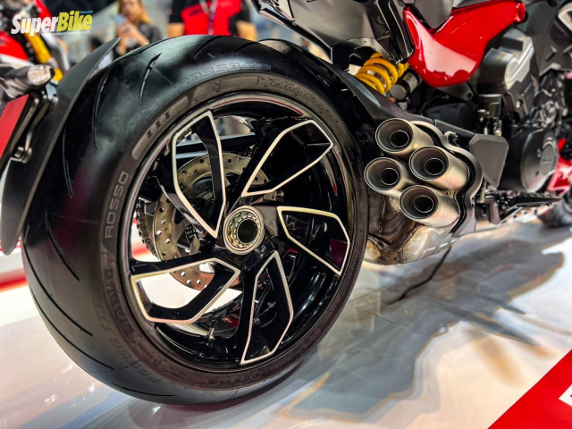 Ducati khuay dong Motor Show 2023 voi loat xe moi - 9