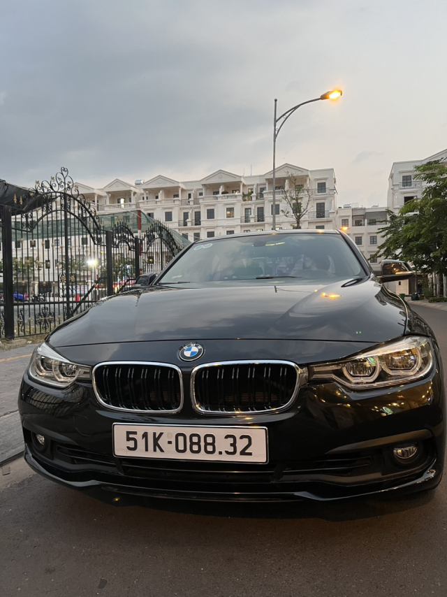 Bmw 320i 2017 LCI B48 8xxtr 8 tram may chuc trieu Camera lui da mo cop hop so 8 cap twintu - 3