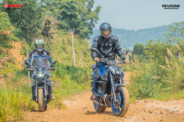 Hanh trinh 400km kham pha ho Da Pal cung Revzone Yamaha Motor - 17