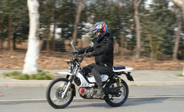 Kham pha Cross 125X Mau xe so huu cay po y het sung 6 nong kich doc - 34