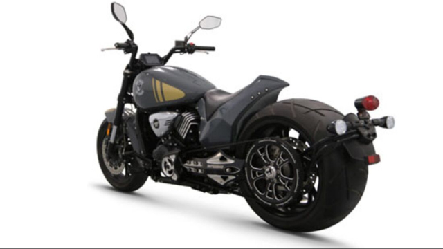Chi tiet Wolverine XS 800 trinh lang mau Cruiser voi lop sau 360 va gap don - 9