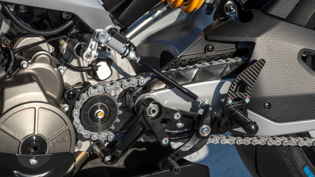 Chi tiet Phien Ban Gioi Han Aprilia RS660 Trofeo Ra Mat Tai My Trong Thang 4 Nam 2023 - 12