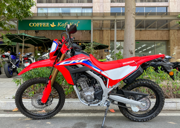 Honda CRF300L 2023 dau tien ve tai VN kem gia ban - 3