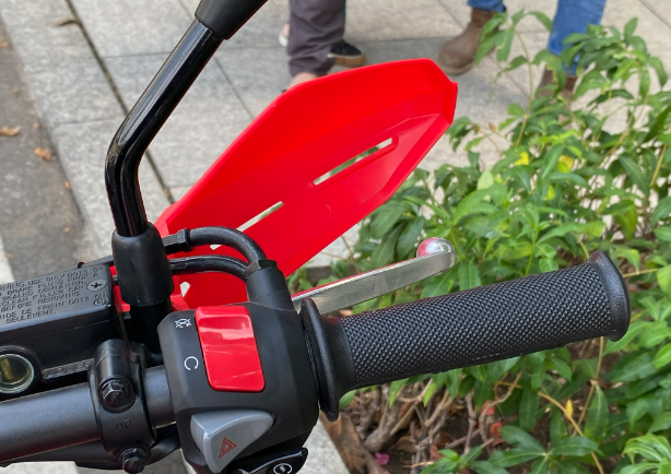 Honda CRF300L 2023 dau tien ve tai VN kem gia ban - 8