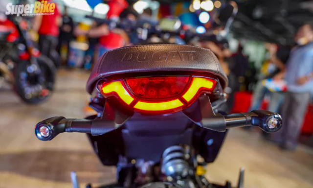 Ducati Scrambler 2023 tiet lo 3 mau Gen moi - 13