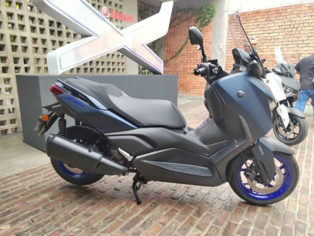 Yamaha XMax 250 2023 hien da co mat tai Dong Nam A voi gia tu 120 trieu dong - 5
