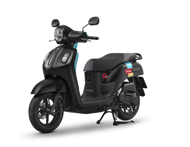 Yamaha tung ra phien ban sieu ngau cho mau xe xang lai dien gia ca hop ly - 12