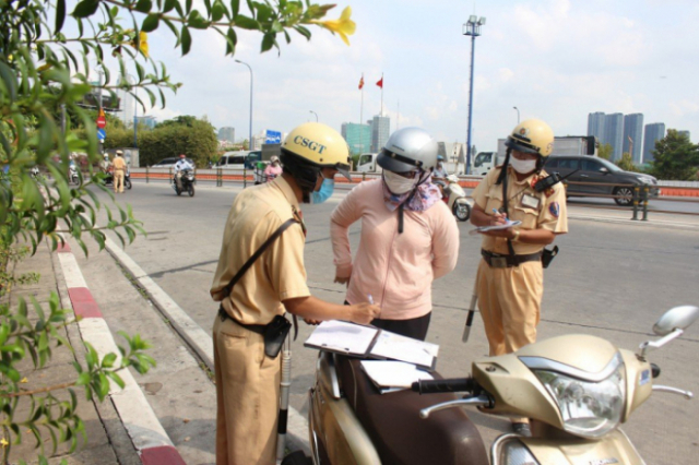 3 truong hop se bi phat tien khi ban xe ma khong sang ten ngay