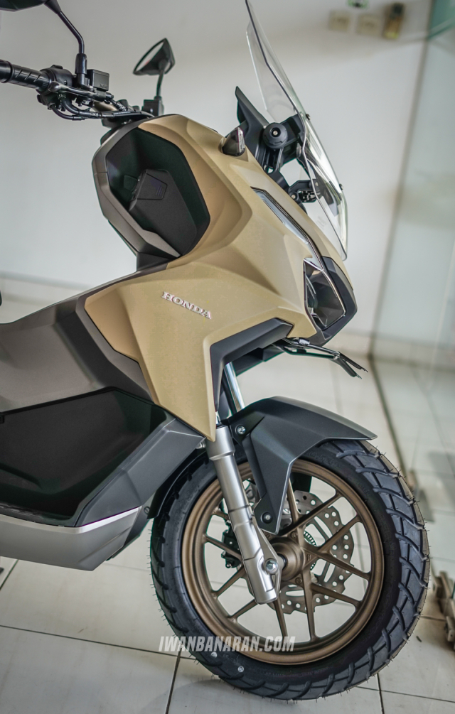 ADV160 2024 lo dien phien ban CA PHE MUOI chua tung co trong tien le cua Honda - 14