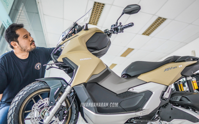 ADV160 2024 lo dien phien ban CA PHE MUOI chua tung co trong tien le cua Honda - 3