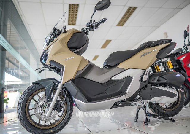 ADV160 2024 lo dien phien ban CA PHE MUOI chua tung co trong tien le cua Honda - 17
