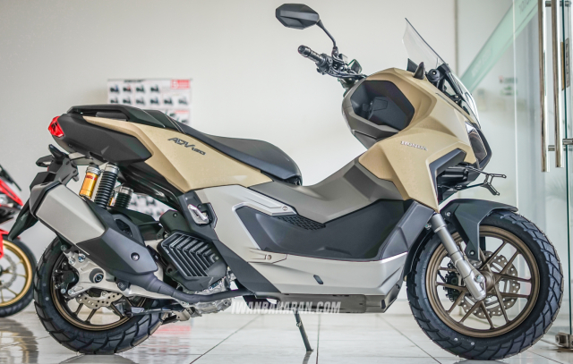ADV160 2024 lo dien phien ban CA PHE MUOI chua tung co trong tien le cua Honda - 8