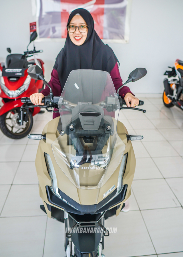 ADV160 2024 lo dien phien ban CA PHE MUOI chua tung co trong tien le cua Honda - 12