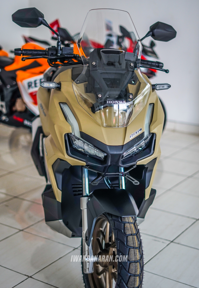 ADV160 2024 lo dien phien ban CA PHE MUOI chua tung co trong tien le cua Honda - 16