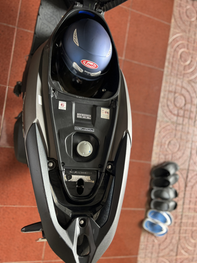 Ban xe Vario 125cc 2019 mau xam nham bien so HCM - 4