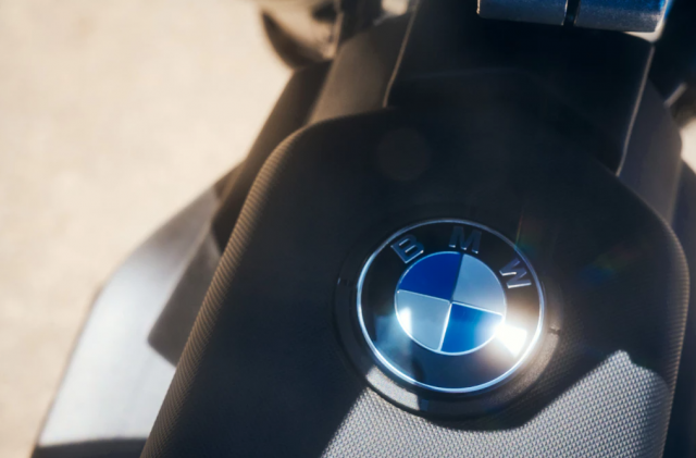 BMW CE 02 mau xe tay ga dien da san sang ra mat - 6