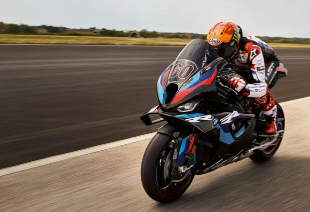 BMW M1000RR ra mat tai An Do voi 2 phien ban gia hon 1 ty dong - 3