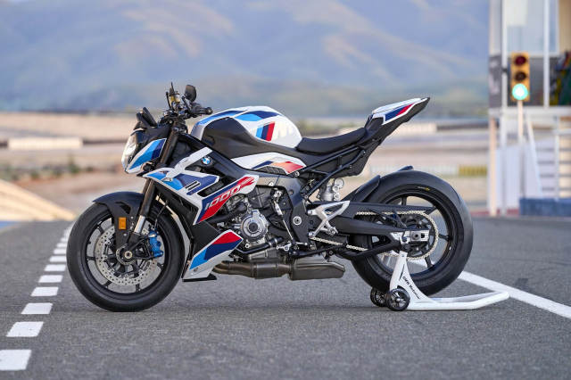 BMW Motorrad ra mat M1000R 2023 tai An Do - 5