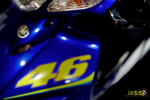 Bom tan Yaz 125 so huu bo ao Valentino Rossi 19 nam tuoi kich doc - 27