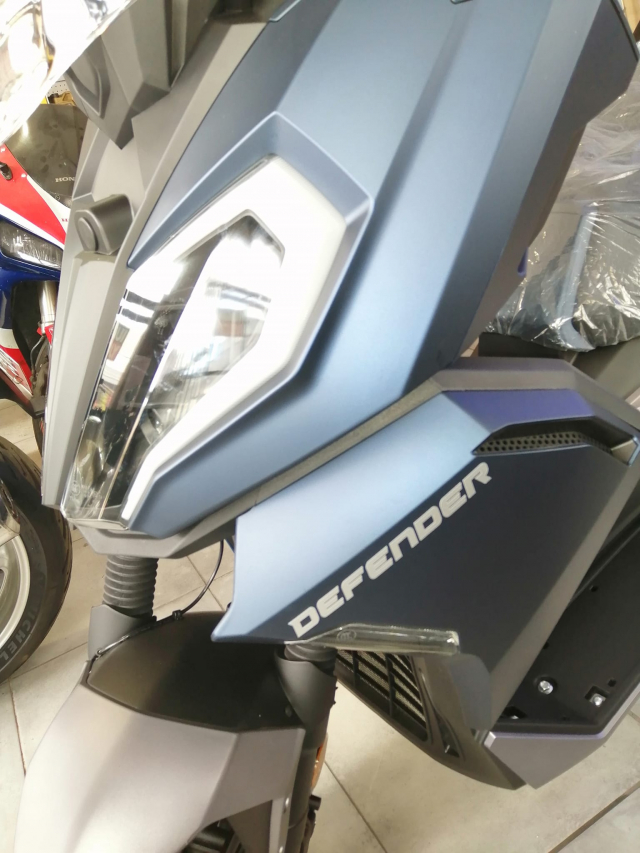 Can canh Defender 125 Mau xe tay ga DOHC hiem co kho tim - 15