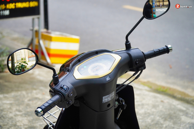 Can canh Dream 125 2023 vua moi cap ben Viet Nam gia ngang ngua SH350i - 37