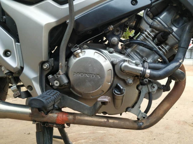 Can canh Honda CS1 hang doc Bieu tuong mot thoi cua lang xe con tay