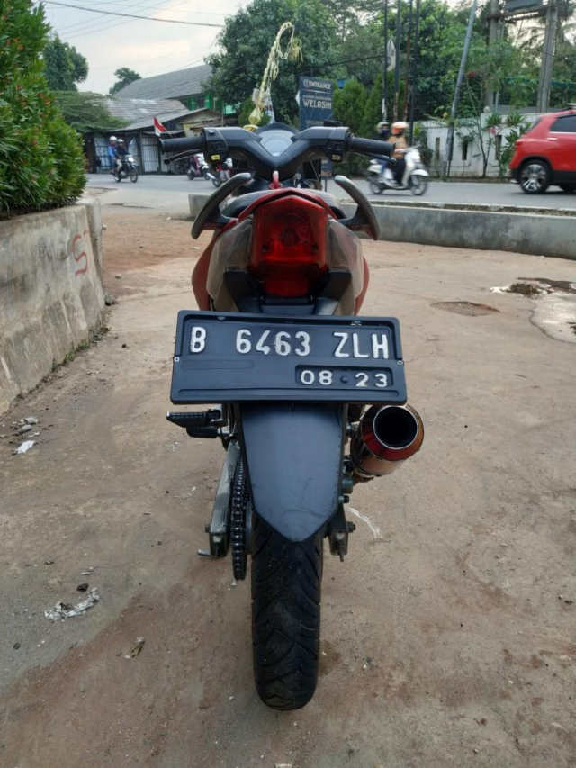Can canh Honda CS1 hang doc Bieu tuong mot thoi cua lang xe con tay - 6