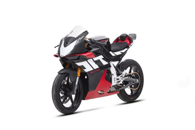 Can canh Imola 125 Mau xe so huu cong nghe VVA giong nhu Exciter 155 - 21