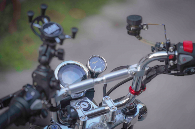 Can canh Monkey 125 do bo gap ngau nhu xe dua MotoGP - 6