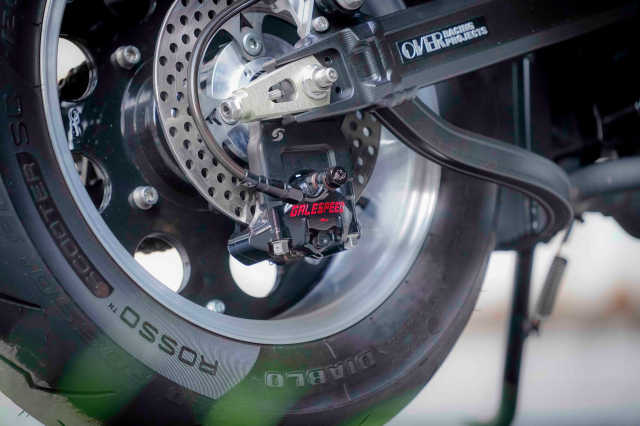 Can canh Monkey 125 do bo gap ngau nhu xe dua MotoGP - 11
