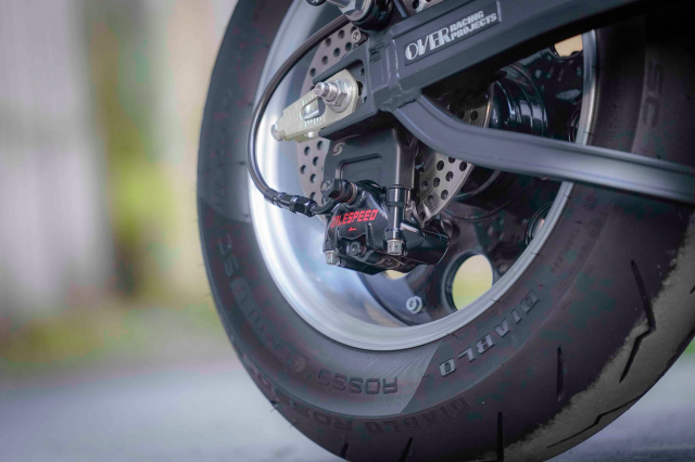 Can canh Monkey 125 do bo gap ngau nhu xe dua MotoGP - 12