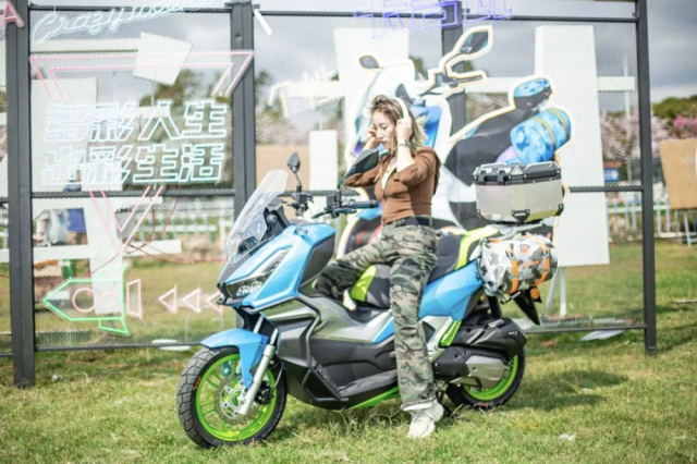 Can canh Weekend Crazy 150 Mau xe chung minh TIEN IT HANG THOM la co that - 23