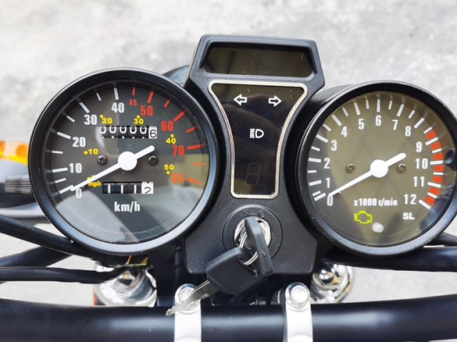 Chi tiet mau xe con tay hoai co mang hinh dang cua Honda 67 - 5